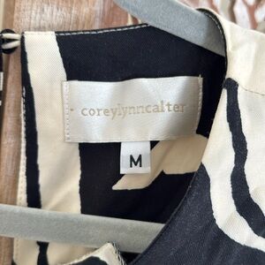 Corey Lynn Carter midi dress M